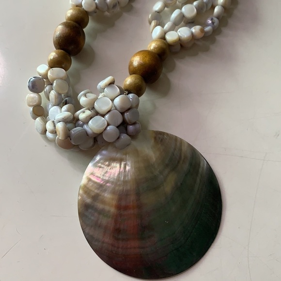 Abalone shell pendant Natural elements beaded necklace multi layer - Picture 2 of 6